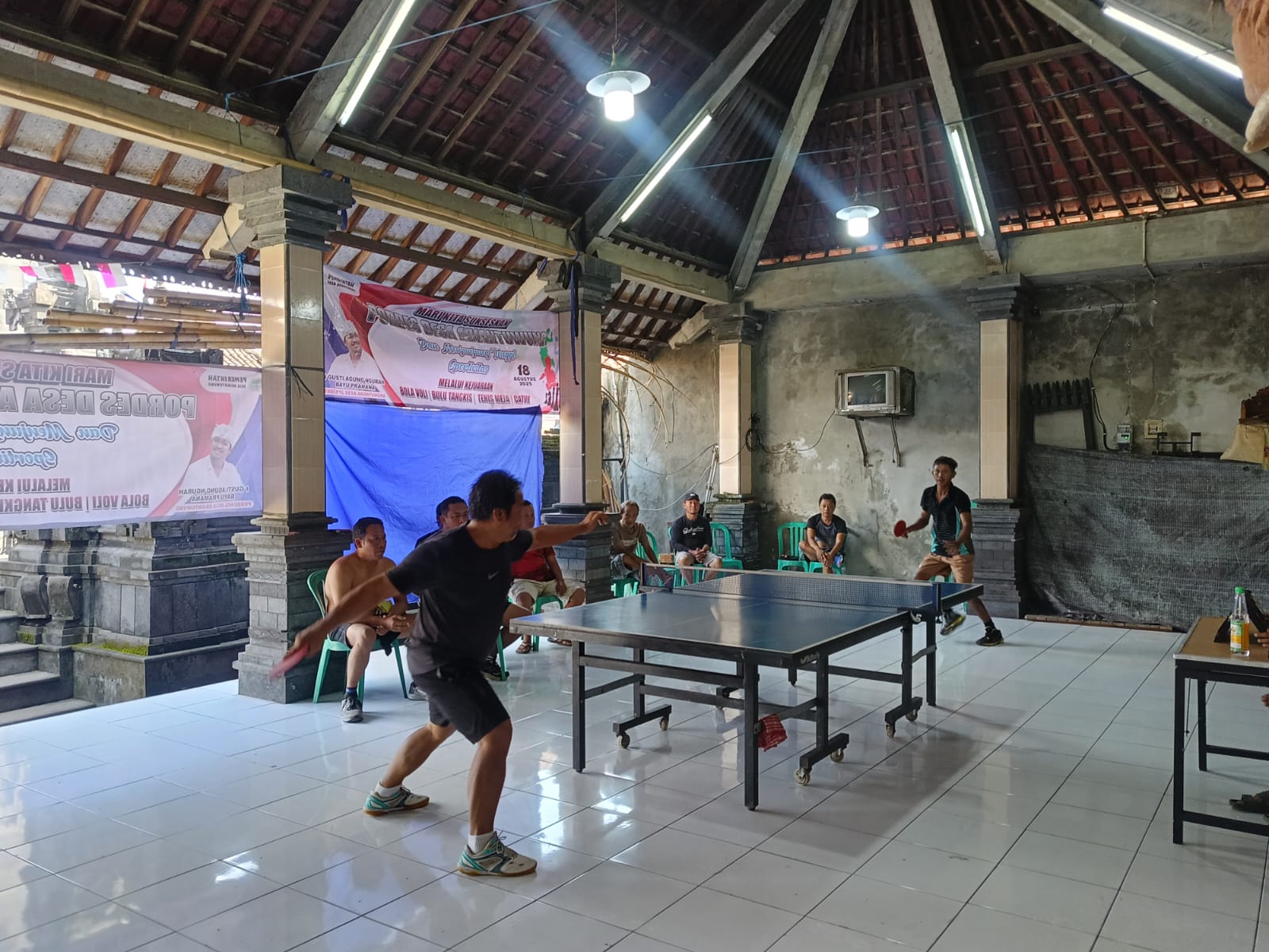Suasana lapangan